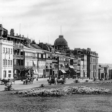 1900